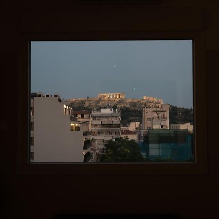 Apartament Stunning Acropolis View - 500M Metro - At Historical Center Ateny Zewnętrze zdjęcie