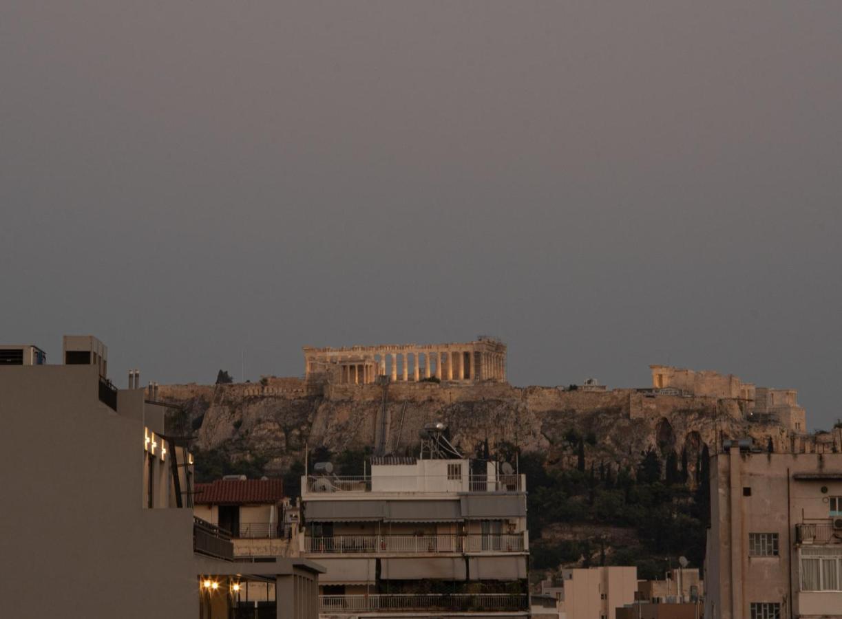 Apartament Stunning Acropolis View - 500M Metro - At Historical Center Ateny Zewnętrze zdjęcie