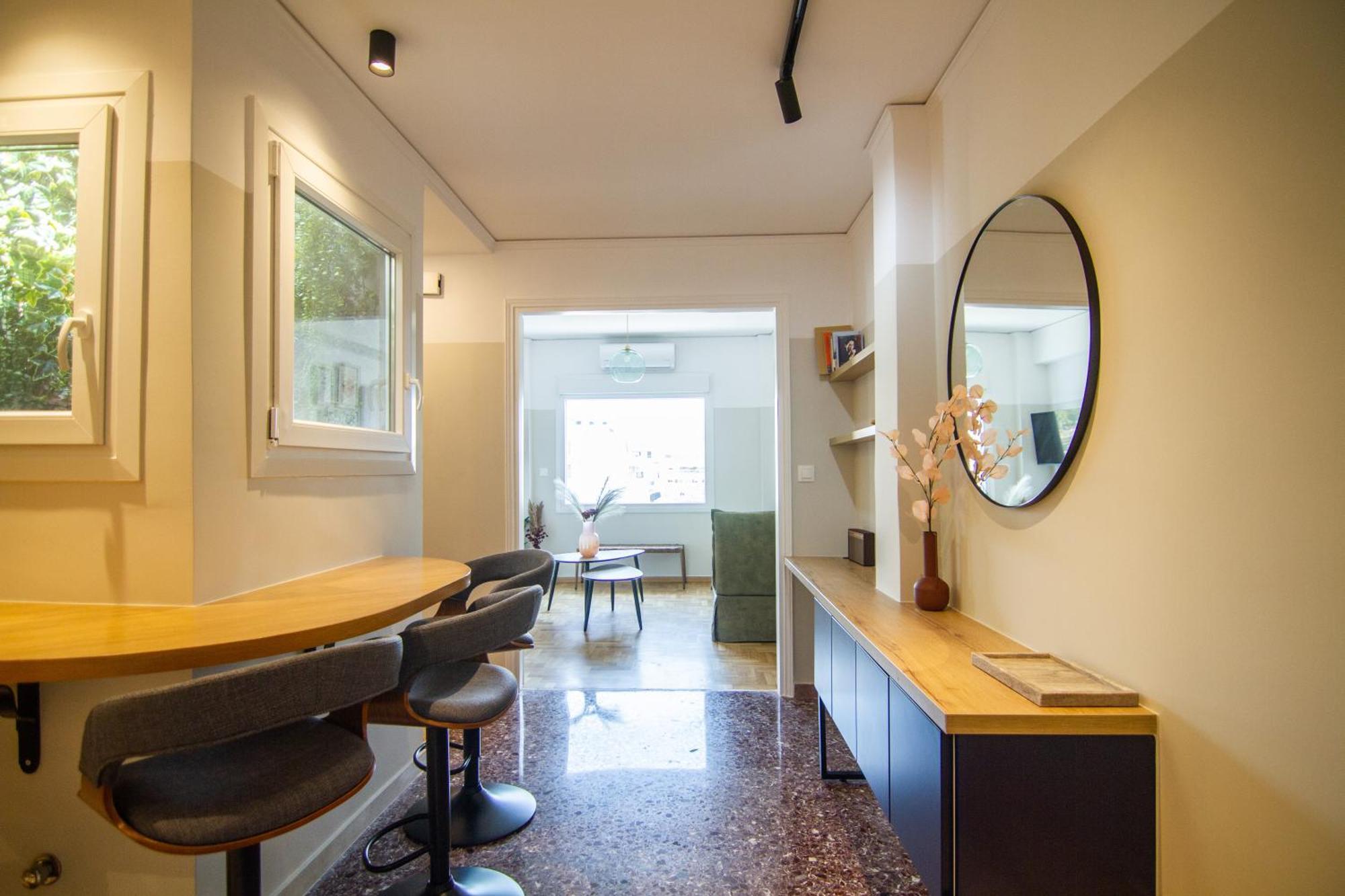 Apartament Stunning Acropolis View - 500M Metro - At Historical Center Ateny Zewnętrze zdjęcie