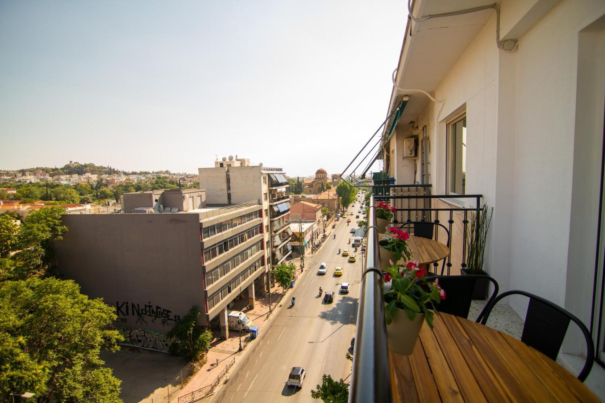 Apartament Stunning Acropolis View - 500M Metro - At Historical Center Ateny Zewnętrze zdjęcie